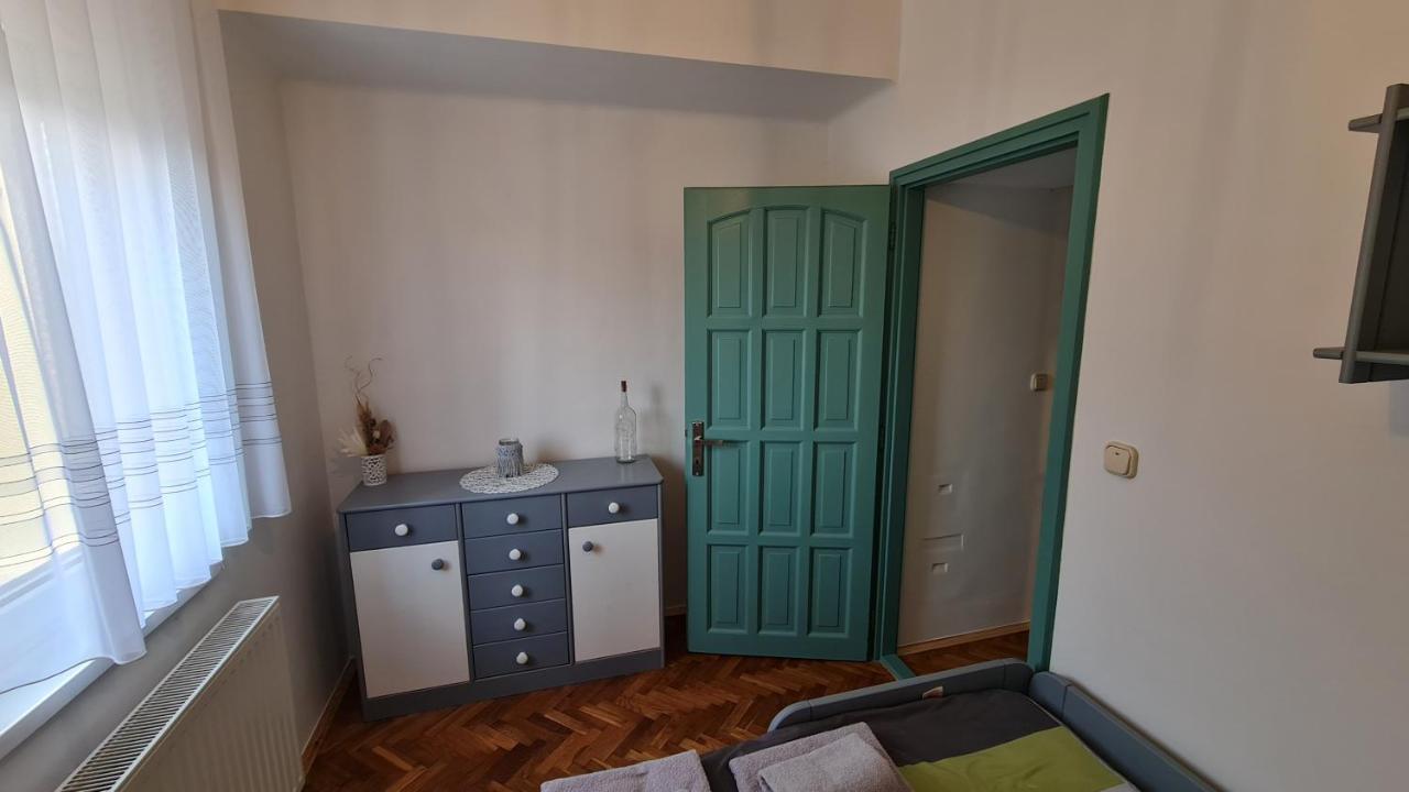 Ri-Jo Apartman Mohács Exteriör bild
