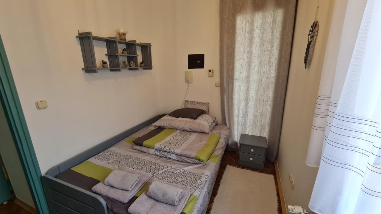 Ri-Jo Apartman Mohács Exteriör bild