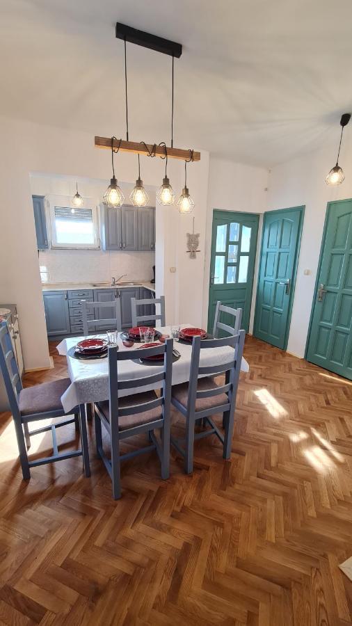 Ri-Jo Apartman Mohács Exteriör bild